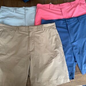 Vineyard Vines Men's performance breaker shorts